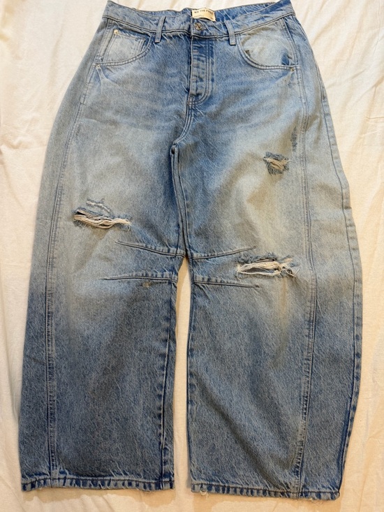 Free People Denim - NWOT FREE PEOPLE BARREL JEANS size 29
